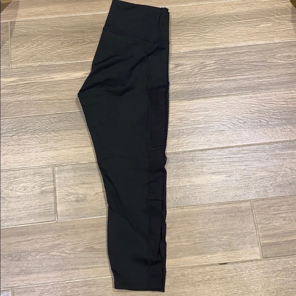 Fabletics - Picture 2 of 5